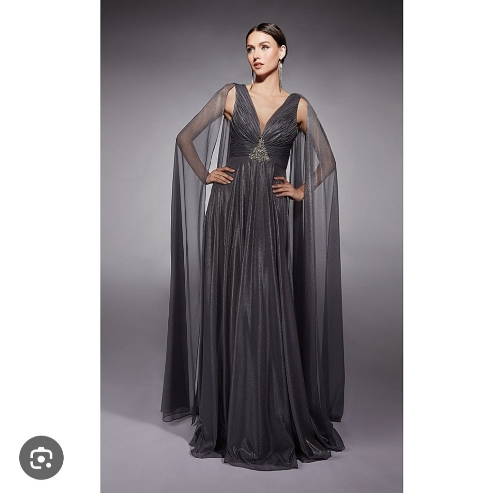 Alyce Paris Beautiful formal gown, size 2, NWT! Rhinestones Elegant Grace Kelly